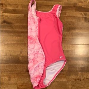 Gymnastics leotard